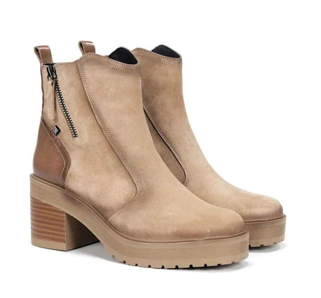 SARAH D9353 Botín Taupe